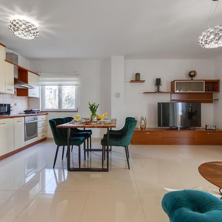 Elegant Two Bedroom Apartment Zadar Eksteriør bilde