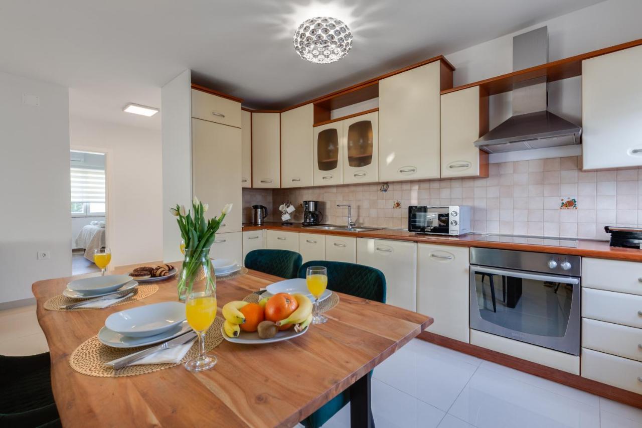 Elegant Two Bedroom Apartment Zadar Eksteriør bilde